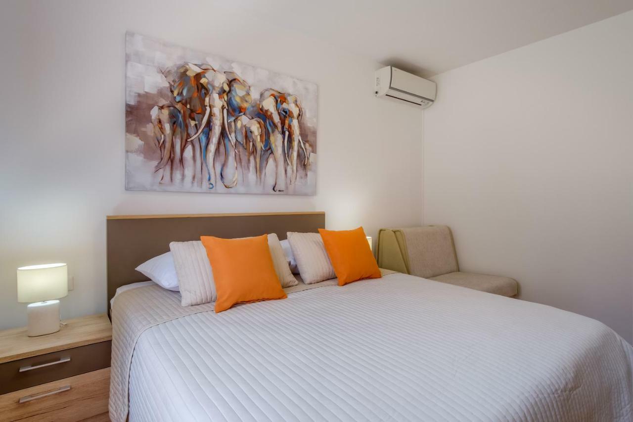Apartments Eva Црес Екстер'єр фото