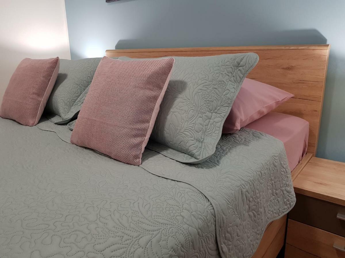 Apartments Eva Црес Екстер'єр фото
